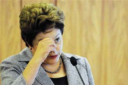 Dilma barra salário maior para funcionalismo » 








