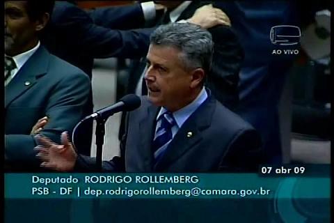 Emenda garante adicional por tempo de serviço para policiais »
