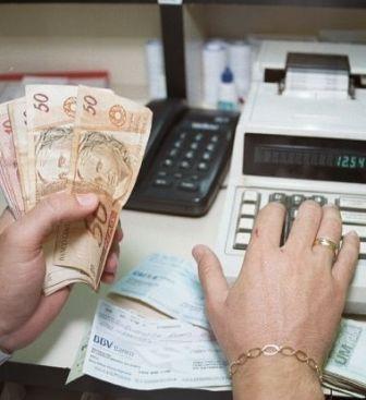 Enfim, governo reajusta diárias de servidores »