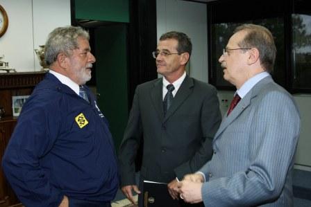 Wink leva reenquadramento ao presidente da república »