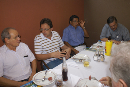 Almoço de confraternização dos aposentados